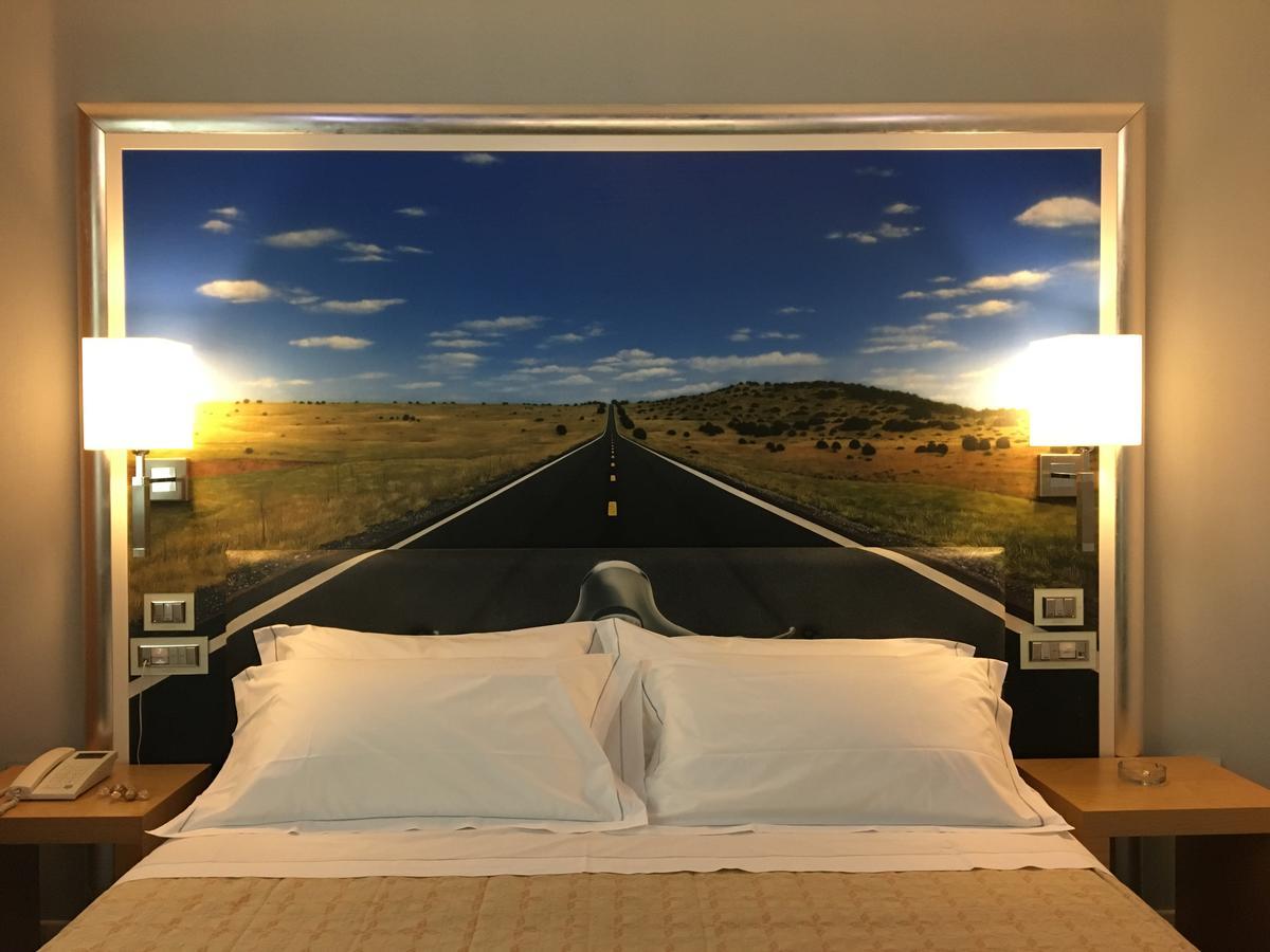 Guglielmotel Brembate Exteriér fotografie